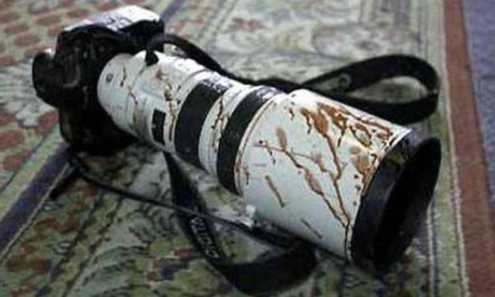 مسلحون مجهولون يهاجمون موكبا يقل صحفيين في ناحية البغدادي