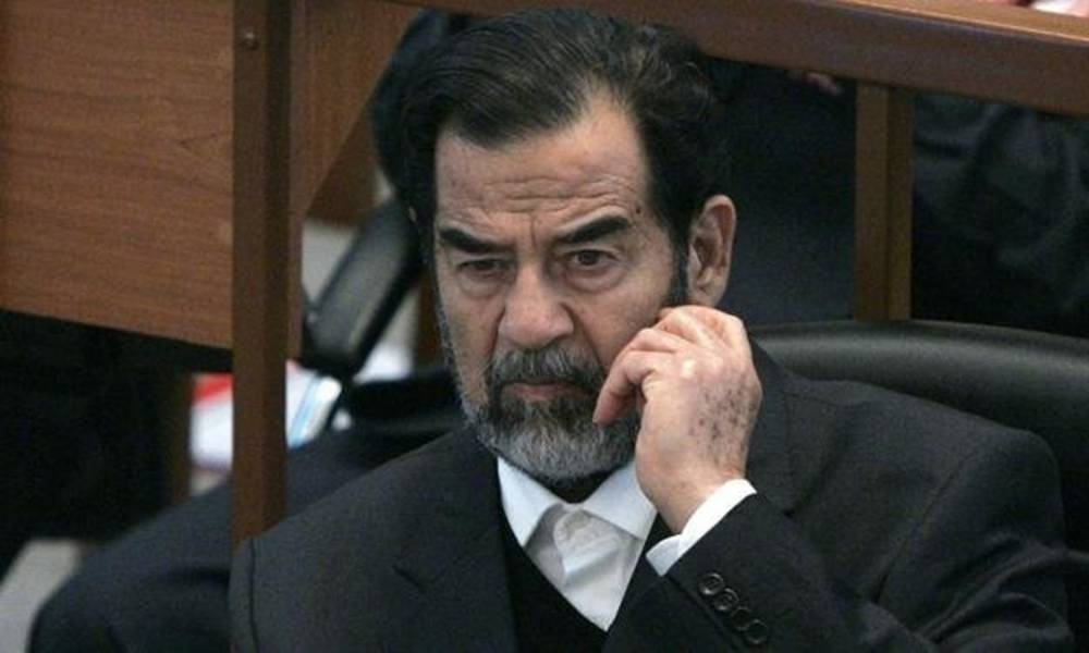 اسرائيل توضح سبب سرقتها لحنجرة صدام حسين