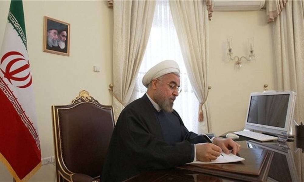 روحاني يعزي اولاند بضحايا هجمات باريس الارهابية