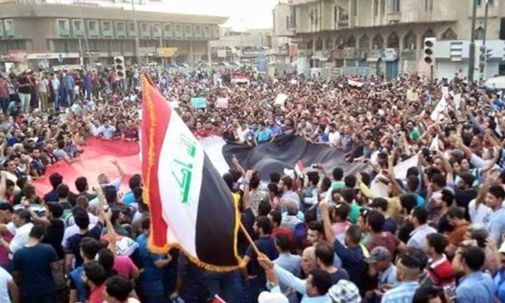 مئات الالاف يتظاهرون وسط بغداد تنديداً بـ"التوغل التركي" ويطالبون بطرد السفير التركي