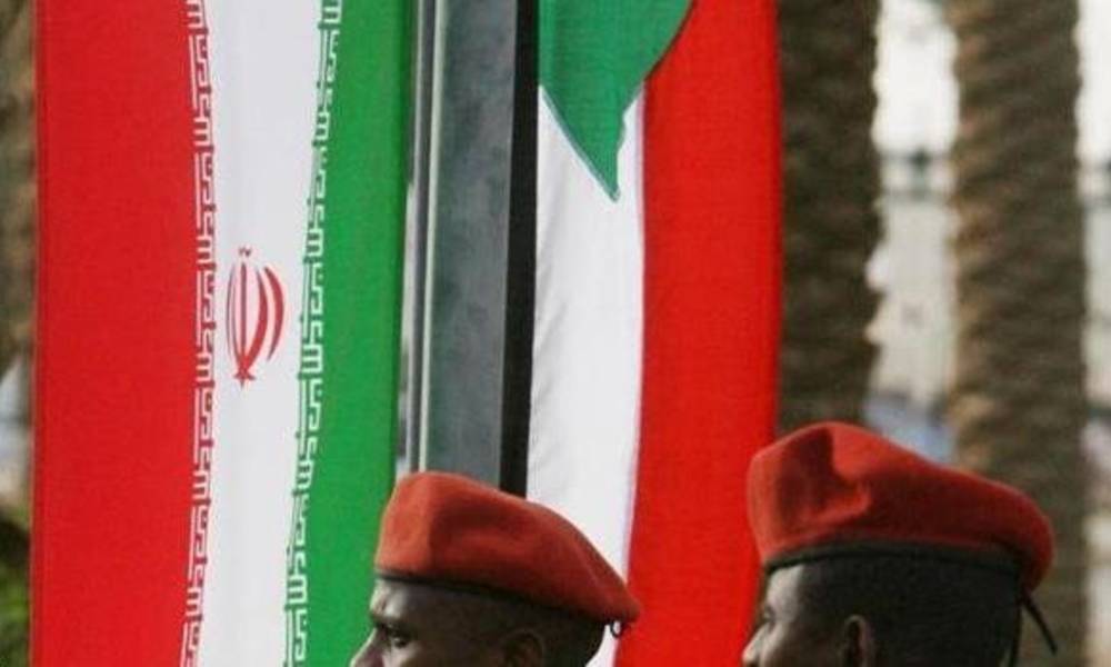 السودان تطرد السفير الإيراني وتؤكد تضامنها مع السعودية