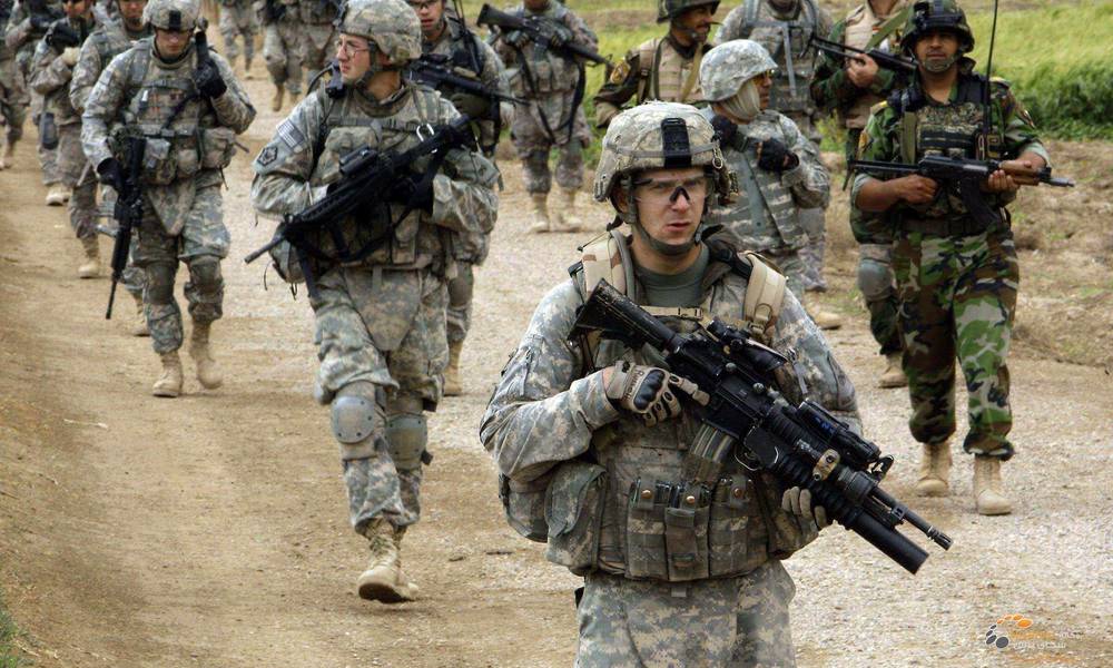 رغم النفي الحكومي المستمر.. التحالف الدولي يعترف بوجود 5600 جندي أمريكي وأجنبي بالعراق