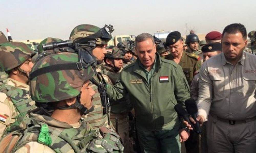 وزير الدفاع للمعترضين على مشاركة الحشد بمعركة الموصل: العبادي من يحدد مشاركتهم