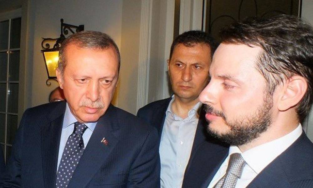 صهر أردوغان يكشف المستور حول حقيقة "نظرية المؤامرة" في انقلاب تركيا