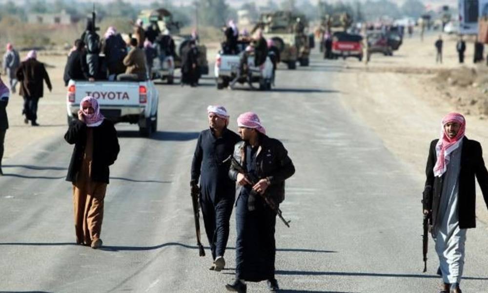 بالصورة.... نزاع عشائري يدفع احد العشائر الى تهديم القبور