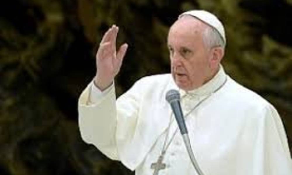 بابا الفاتيكان: السوريون يدفعون ثمن "عدم رغبة الأقوياء في السلام"
