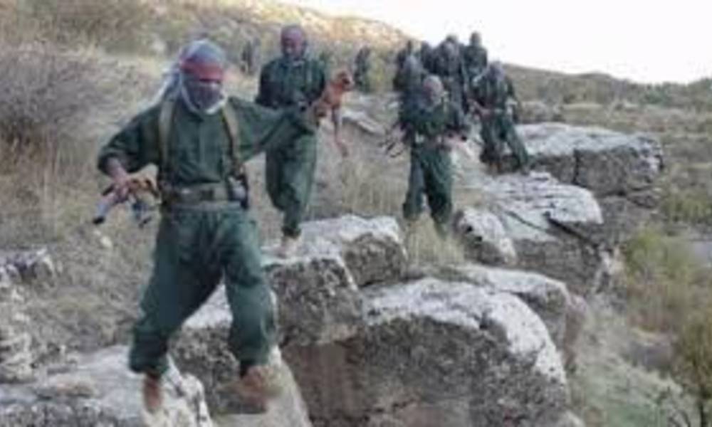 اكراد يستهدفون مطار ديار بكر بصاروخ