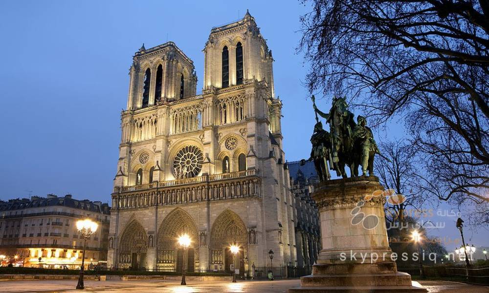انذار في باريس عقب اكتشاف صهريج مفخخ قرب كنيسة نوتردام الشهيرة