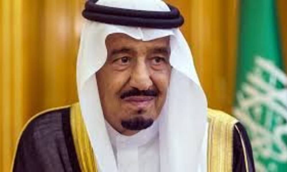 رغم تنبؤه بزوالها ... ملك السعودية يبارك لترامب فوزه بالرئاسة الأمريكية