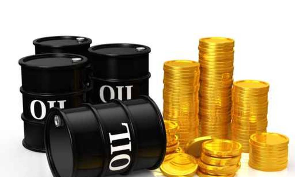 النفط يواصل ارتفاعه مع تراجع الدولار