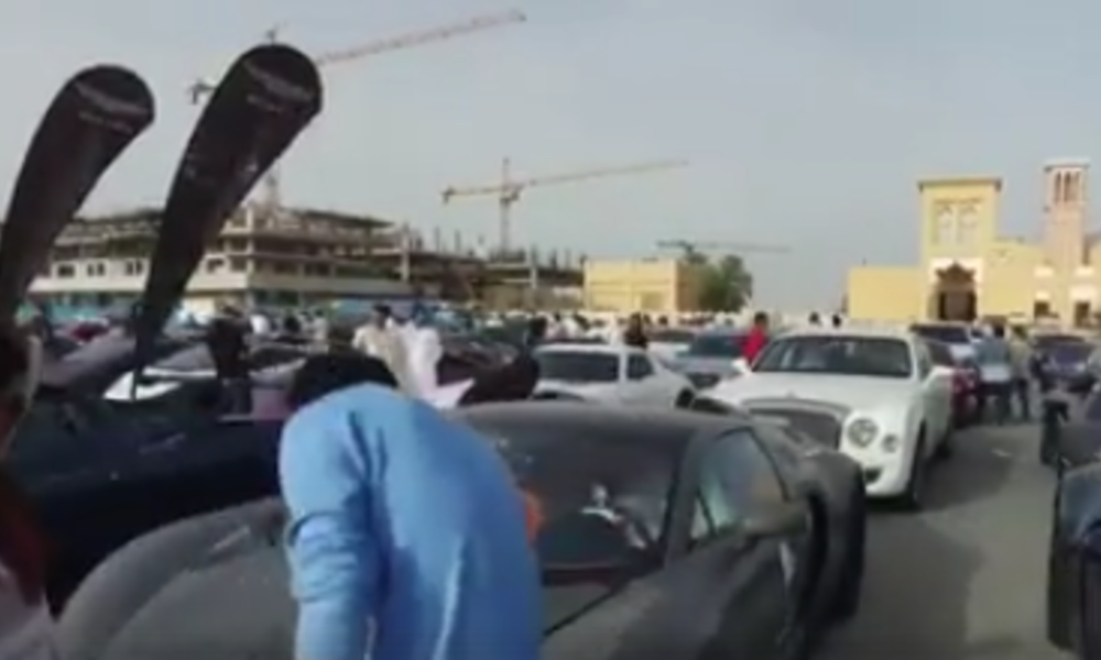 بالفيديو .. الثراء الفاحش في شوارع دبي