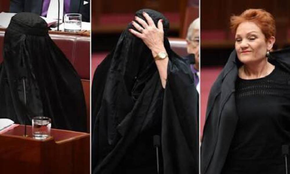 نائبة أسترالية تحارب التطرف تحضر البرلمان مرتدية البرقع