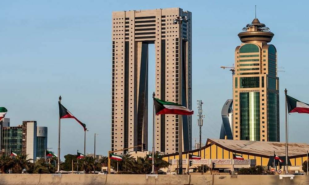 امير الكويت يعلن تشكيل حكومة جديدة لبلاده