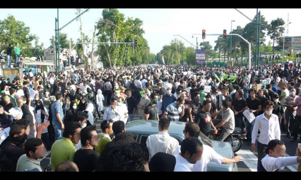 استمرار احتجاجات التغيير في إيران رغم الإجراءات الأمنية