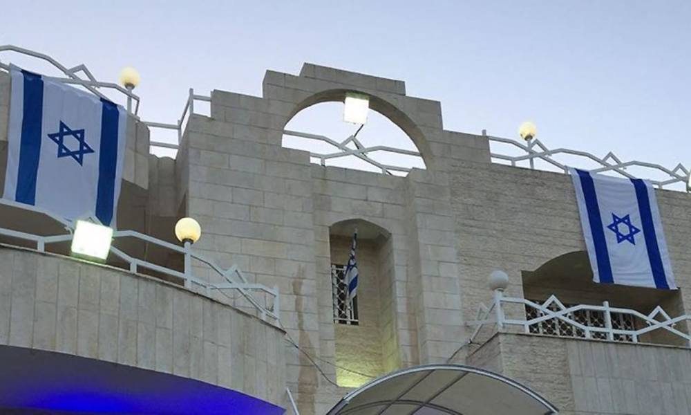 "إسرائيل" تعيد فتح سفارتها في الأردن