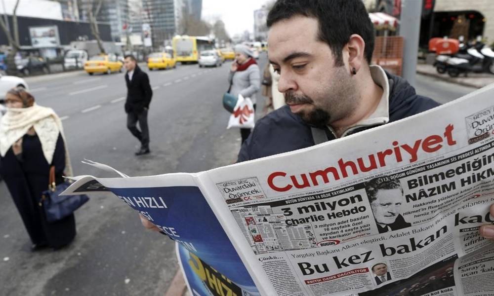 تركيا: الحكم على 6 صحفيين بالسجن المؤبد.. لهذا السبب