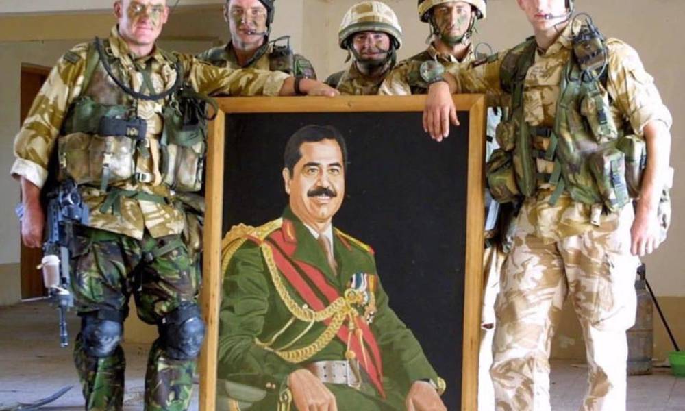 بالصور .. "جنود امريكان" في قصور "صدام حسين" في الذكرى الـ 15 لحرب العراق