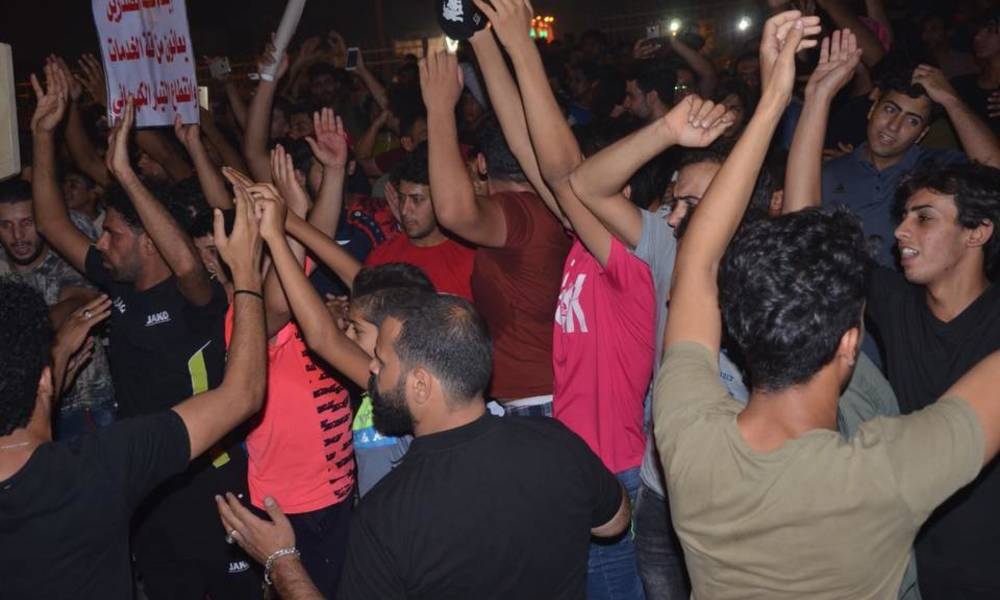 بالصور .. مظاهرات أبناء مدينة الشعلة ببغداد بسبب انقطاعات الكهرباء مؤخرا