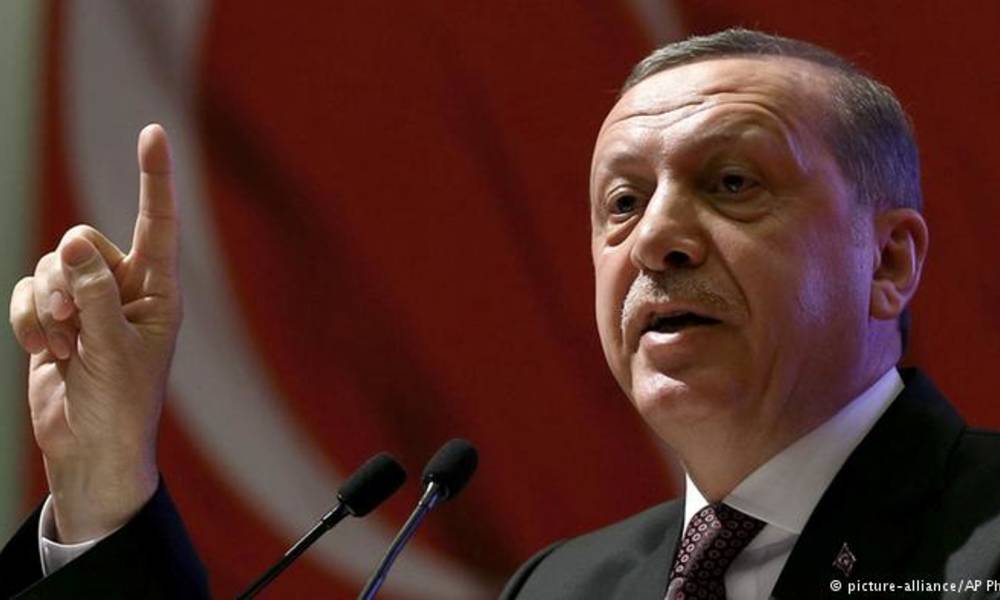 اردوغان يؤكد ان بلاده لن تأخذ "ترخيصا" من أي جهة لـ"شن" عمليات عسكرية في "العراق" او سوريا