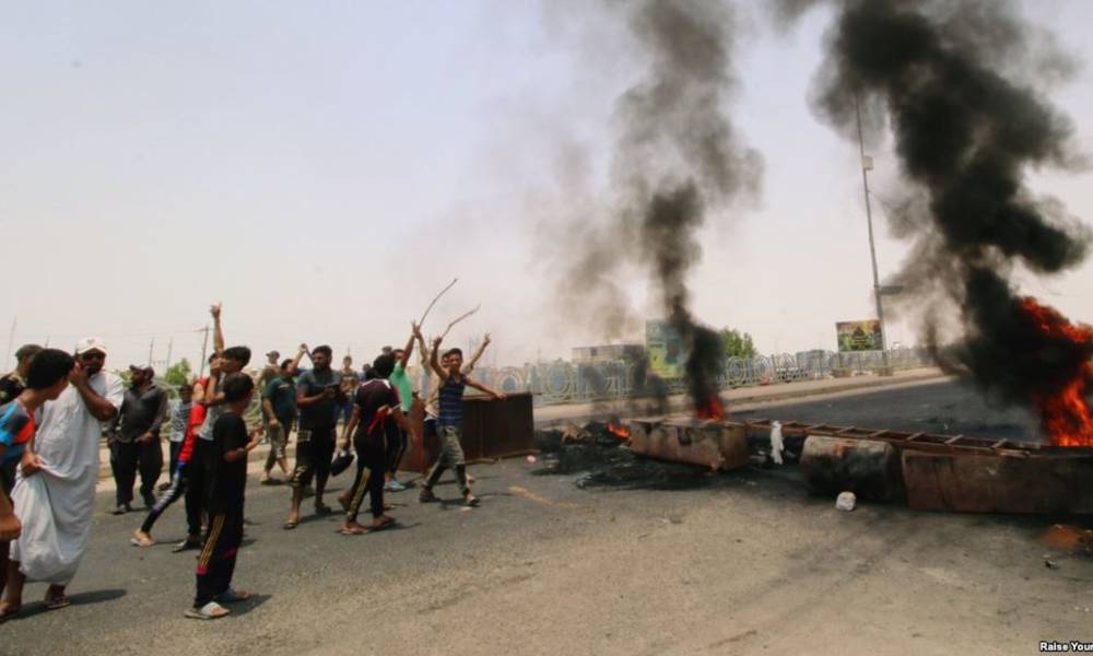 مقتل متظاهر في البصرة خلال الاحتجاجات وذويه يؤكدون: صعقوه بالكهرباء!