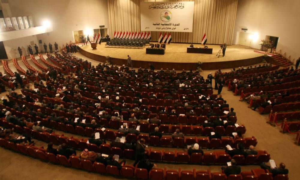 "معركة" سياسية حامية في بغداد.. برزاني يطالب بــ"كسر" النصاب القانوني والصيادي ينسحب من تحالف البناء