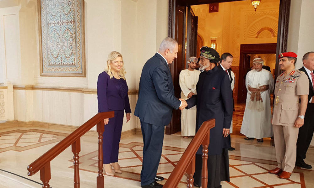 بالصور .. بعد الزيارة .. رئيس الوزراء "الاسرائيلي" يصرح عن امور تخص "عمان"