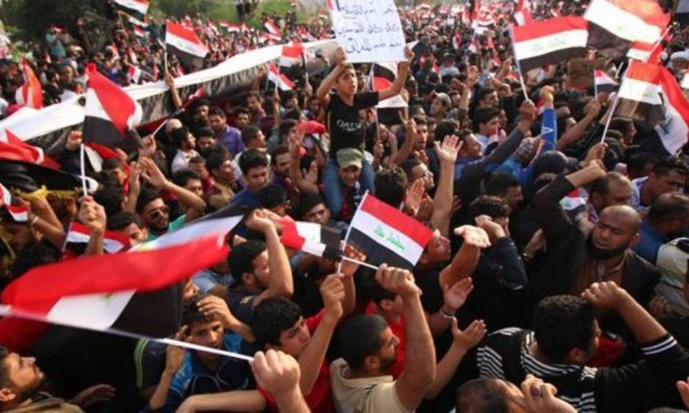 بالفيديو.. القوات الامنية تعتدي على متظاهري البصرة