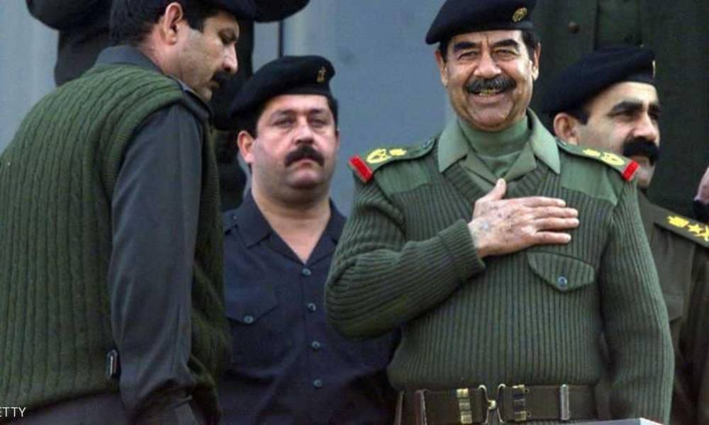 "صدام حسين" يتسبب بــ"اعتقال" بائع ساعات يدوية في "بغداد" !