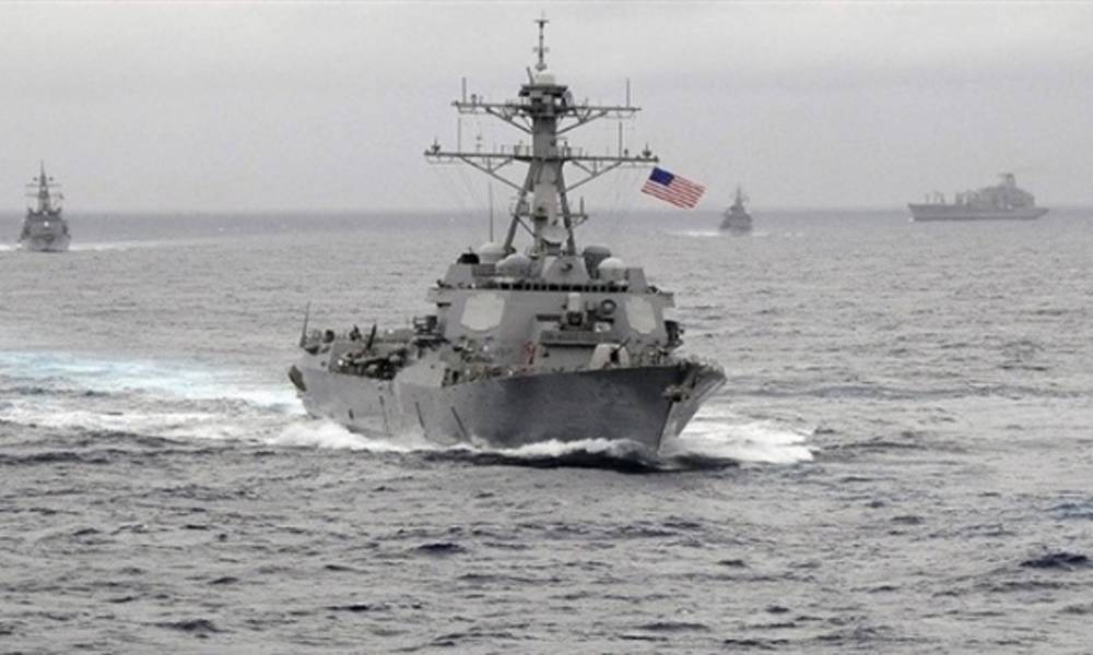خبر أبحار سفينة حربية أمريكية في  بحر الصين الجنوبي يثير الجدل !