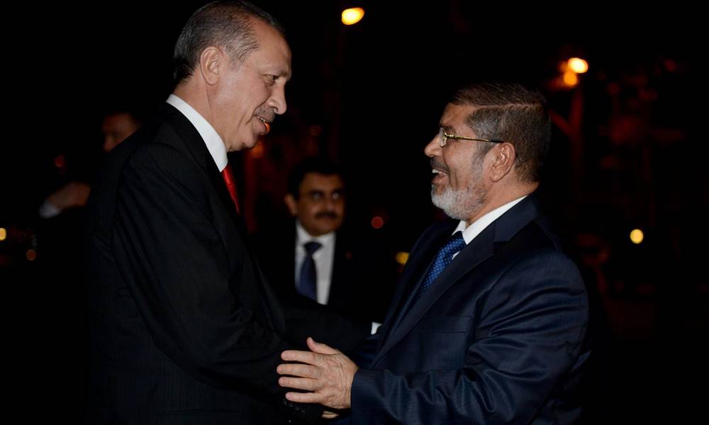 اردوغان: مرسي كان يتخبط على الأرض لمدة 20 دقيقة ولم تقم السلطات بشيء لمساعدته