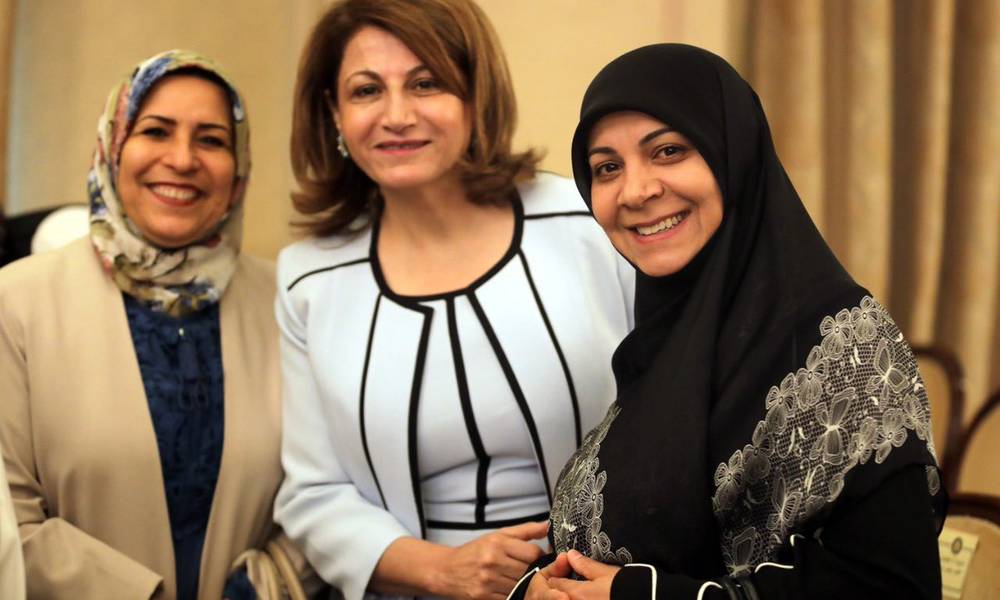 ينبغي اختيار "امرأة" لـــ رئاسة الوزراء العراقية .. !