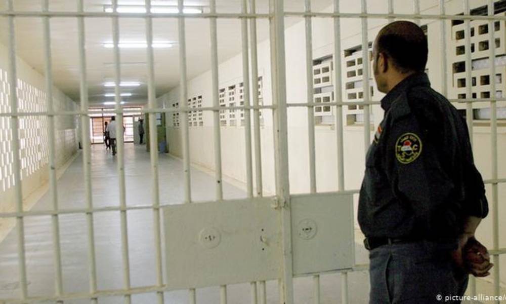 خلية أزمة النجف تناقش إطلاق سراح السجناء تجنبا لتفشي كورونا