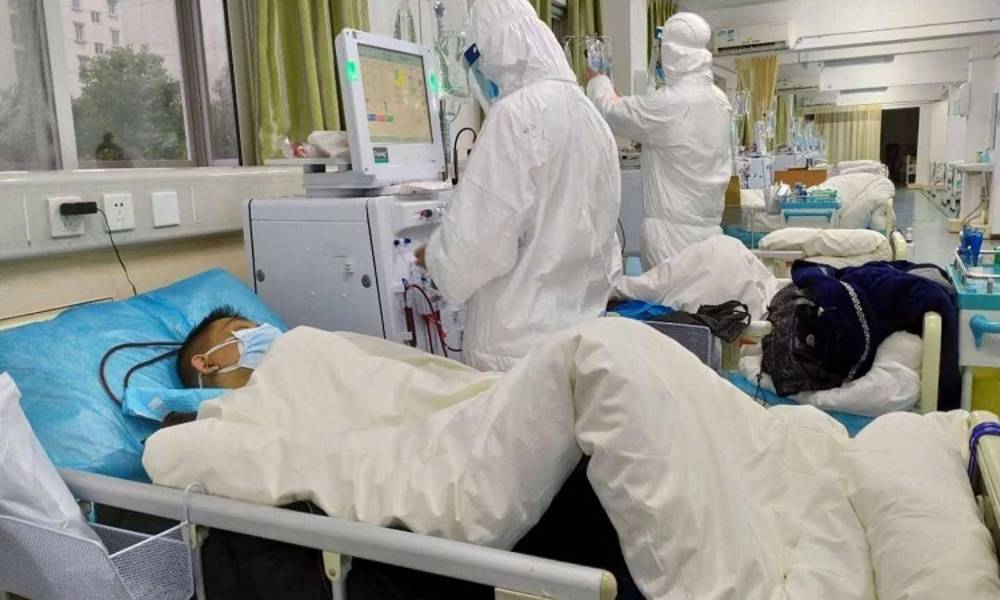 خمسة اشخاص مصابين بفيروس كورونا غادروا مستشفى الفرات بعد الشفاء التام