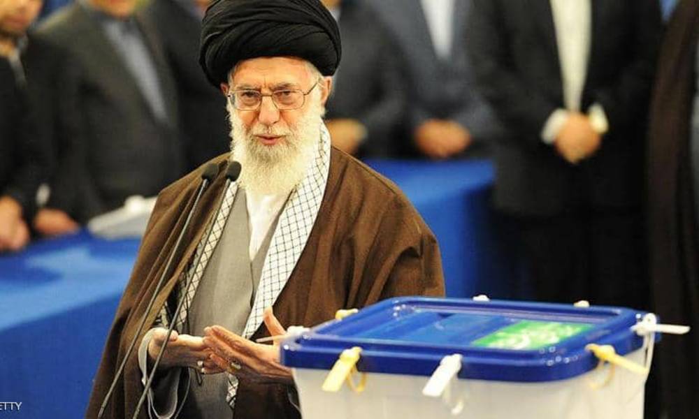 تضحية لأجل المصلحة .. "خامنئي" يشير الى وجود تغييرات في "السياسة الايرانية" بتغريدة تشعل التوقعات !
