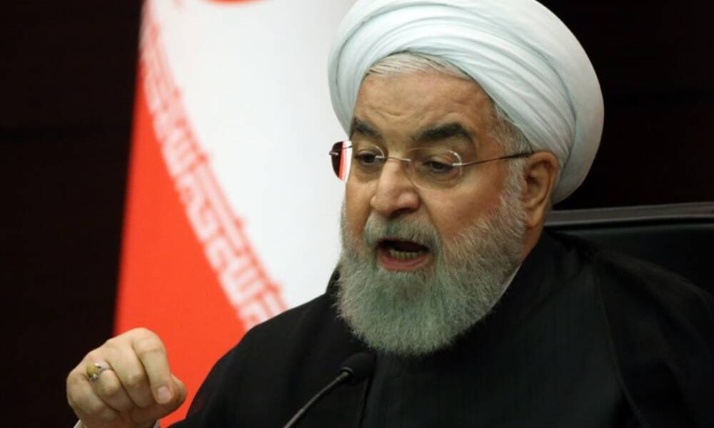 الرئيس الإيراني .. الولايات المتحدة كررت الحسابات الخاطئة لرئيس النظام السابق صدام حسين في شنها حربا اقتصادية على إيران