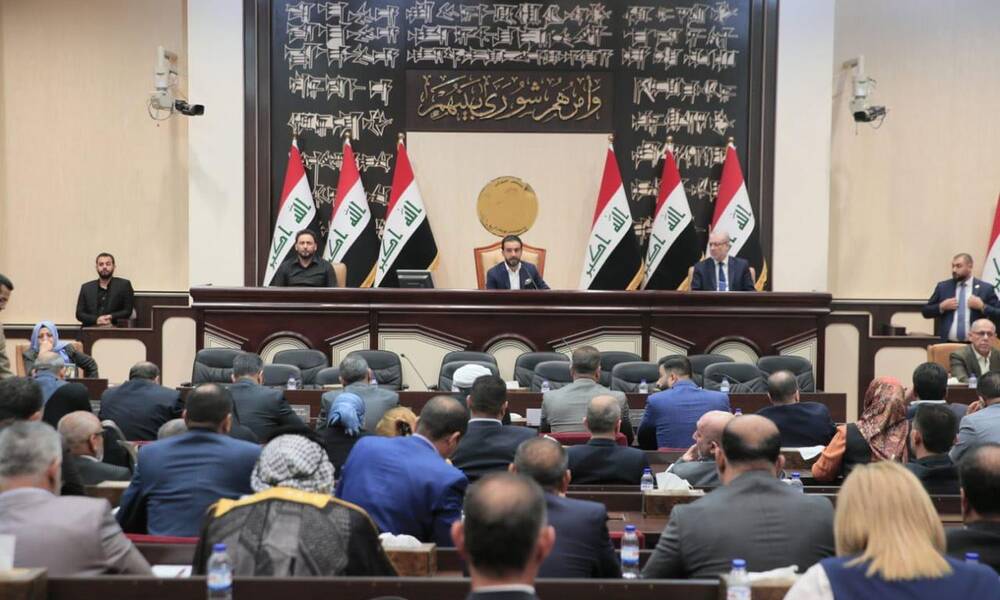 نائبة ..البرلمان العراقي يرفض الاستقطاعات  من رواتب الموظفين بموازنة 2021