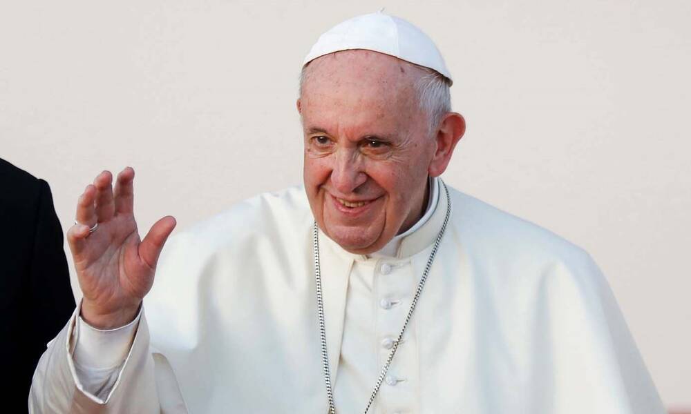 بالفيديو .. مشهد لــ "البابا فرنسيس" وهو يستجيب لأهالي الكرادة في بغداد