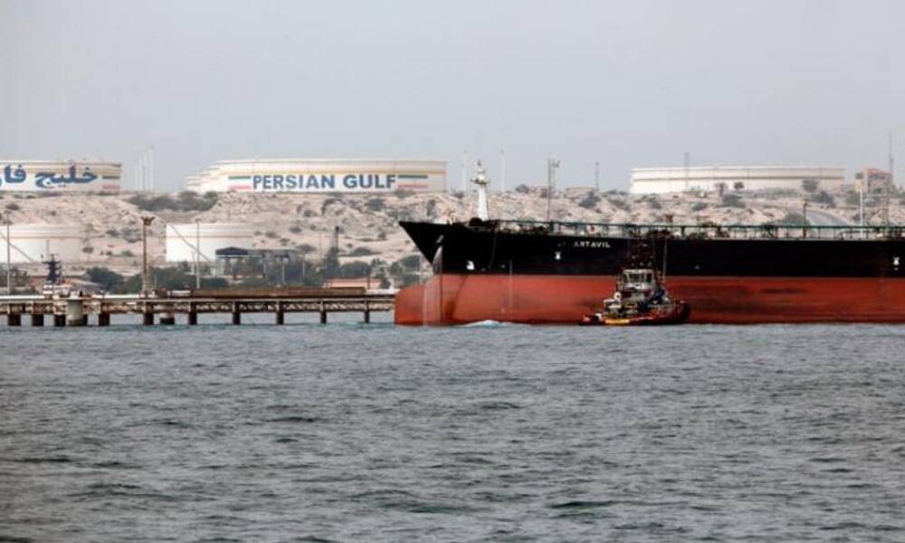 123 ناقلة  ايرانية ترفع أعلامًا أجنبية لنقل النفط إلى الصين