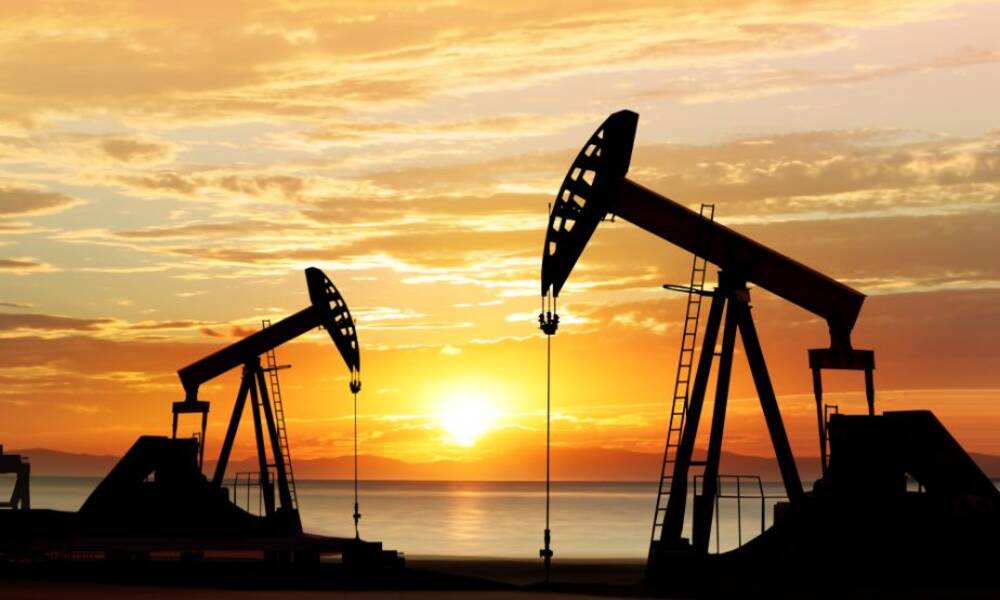 بعد تصاعد الازمة بين روسيا واوكرانيا  ..اسعار النفط تقفز الى اعلى مستوى