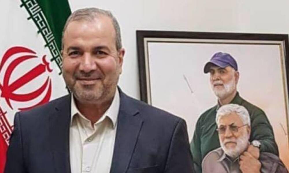 في ذكرى استشهاده ..السفير الايراني الجديد يزور مرقد الشهيد الصدر" صورة "