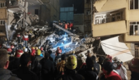 انهيار مبنى في شمال إيران واصابة اكثر من 13 شخص