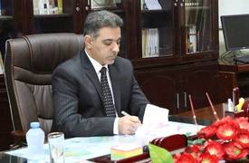 صهر وزير الداخلية يتحكم بالوزارة ويمنع الاعلاميات من مقابلة الوزير