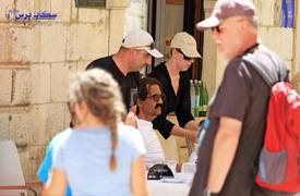 شاهد بالصور حاكم قطر السابق حمد بن خليفة آل ثاني بليدا يتجول في كرواتيا