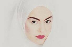 شاهد بالصورة ..الفنانة شيريهان تردي الحجاب