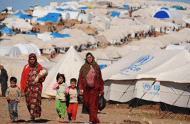 الهجرة والمهجرين تنصب 400 خيمة للنازحين في بزيبز