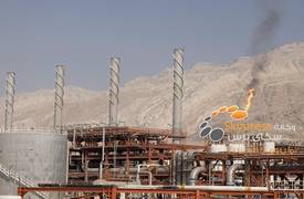 إيران مستعدة لرفع صادراتها النفطية الى 500 ألف برميل يوميا