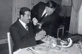 ما هي حقيقة صورة صدام حسين وبوتين؟