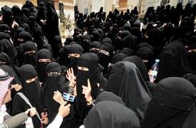 لأول مرة... الزوجات السعوديات يمنحن نسخة من عقد زواجهن