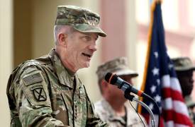 قائد القوات الامريكية في افغانستان: من هنا تقاد مجاميع الارهاب في العراق