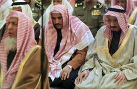 مفتي السعودية لـ"خامنئي": لستم مسلمين بل أبناء مجوس تعادون السنّة